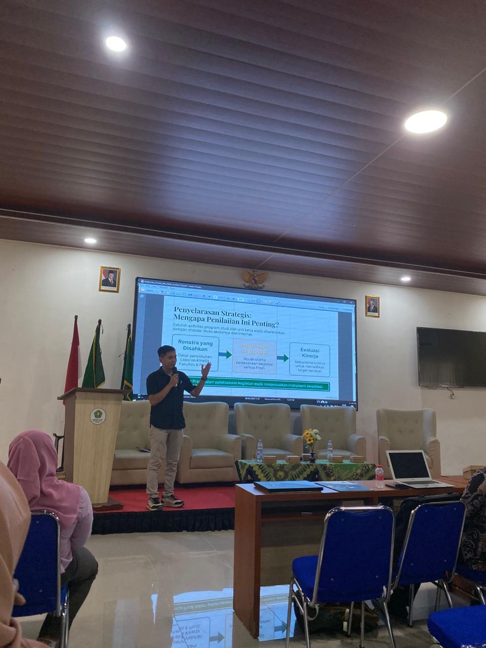 LPM UMNU Kebumen Sosialisasikan SPMI Berbasis Risiko kepada Seluruh Pejabat Struktural